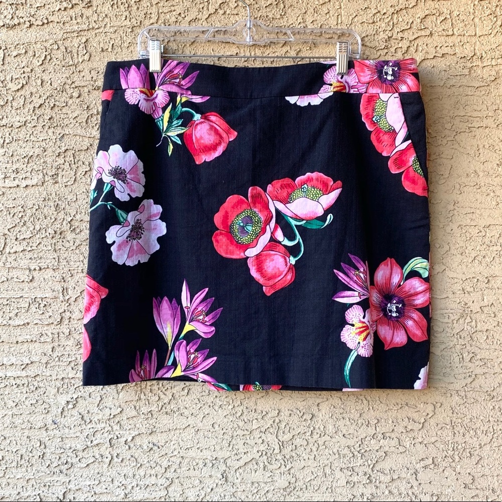 Ann Taylor | Floral Skirt